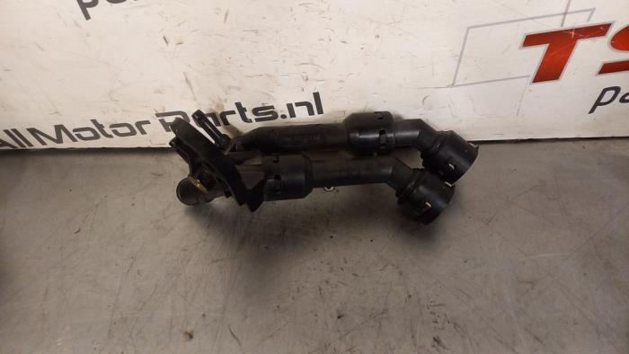 Used Water pipe Audi A4 Allroad Quattro (B8) 2.0 TDI 16V Price € 12,00 Margin scheme offered by TSI-Parts / Allmotorparts B.V.