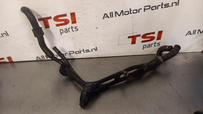 Begagnade Vattenrör Volkswagen Golf VI (5K1) 2.0 GTI 16V Pris € 17,00 Marginaltabell erbjuds av TSI-Parts / Allmotorparts B.V.