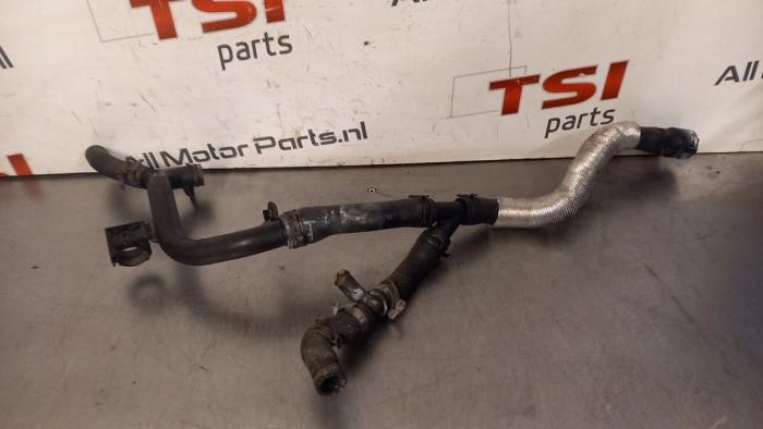 Begagnade Vattenrör Volkswagen Golf VI (5K1) 2.0 GTI 16V Pris € 17,00 Marginaltabell erbjuds av TSI-Parts / Allmotorparts B.V.