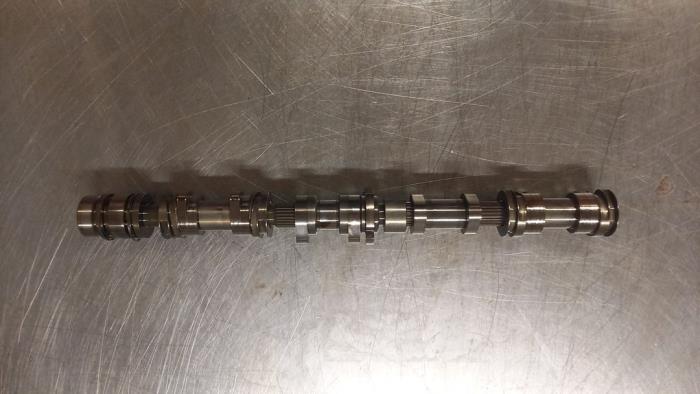 Usagé Arbre à cames Audi RS 6 Avant (C7) 4.0 V8 TFSI 32V Prix € 245,00 Règlement à la marge proposé par TSI-Parts / Allmotorparts B.V.