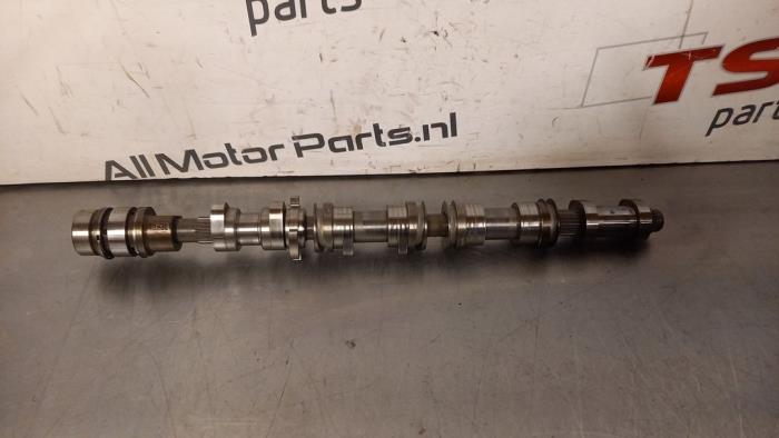 Usagé Arbre à cames Audi RS 6 Avant (C7) 4.0 V8 TFSI 32V Prix € 245,00 Règlement à la marge proposé par TSI-Parts / Allmotorparts B.V.