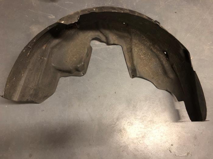 Używane Nadkole BMW M3 (E92) 4.0 V8 32V Cena € 41,00 Procedura marży oferowane przez TSI-Parts / Allmotorparts B.V.