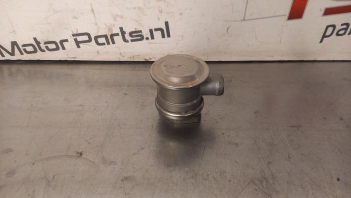 Gebrauchte AGR Ventil Audi A8 (D4) 4.0 V8 32V 60 TFSI Quattro Preis € 41,00 Margenregelung angeboten von TSI-Parts / Allmotorparts B.V.