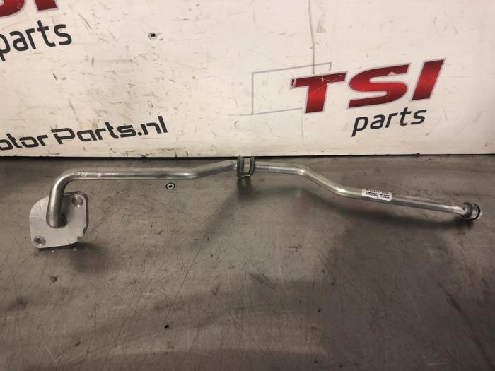 Begagnade Vattenrör Audi RS 6 Avant (C7) 4.0 V8 TFSI 32V Pris € 25,00 Marginaltabell erbjuds av TSI-Parts / Allmotorparts B.V.