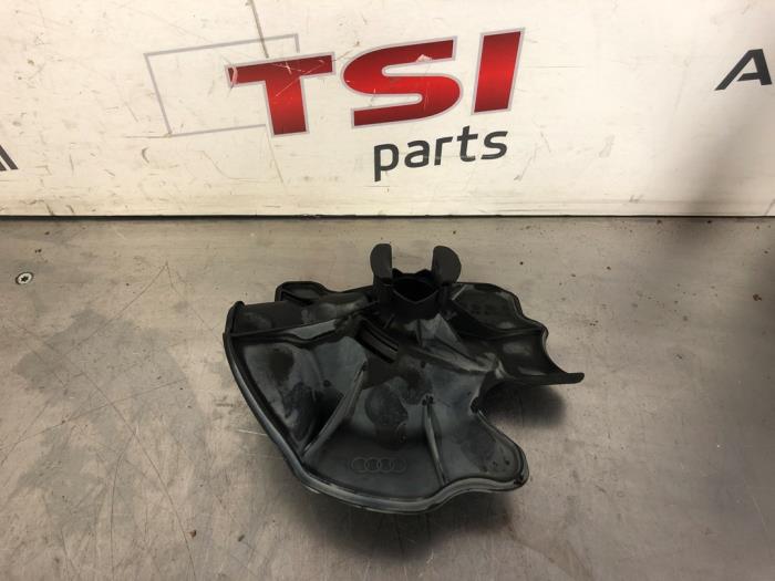 Gebrauchte Öl Ansaugrohr Audi RS 6 Avant (C7) 4.0 V8 TFSI 32V Preis € 29,00 Margenregelung angeboten von TSI-Parts / Allmotorparts B.V.