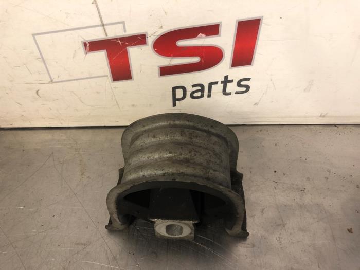 Used Engine mount Volkswagen Transporter T5 2.5 TDi 4Motion Price € 21,00 Margin scheme offered by TSI-Parts / Allmotorparts B.V.