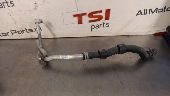 Begagnade Vattenrör Audi RS 6 Avant (C7) 4.0 V8 TFSI 32V Pris € 25,00 Marginaltabell erbjuds av TSI-Parts / Allmotorparts B.V.