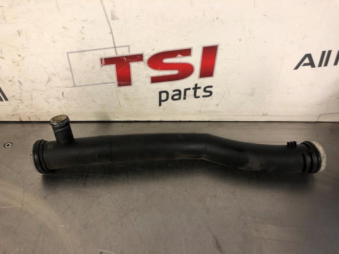 Gebrauchte Wasserrohr Volkswagen Polo V (6R) 1.2 TSI Preis € 12,00 Margenregelung angeboten von TSI-Parts / Allmotorparts B.V.