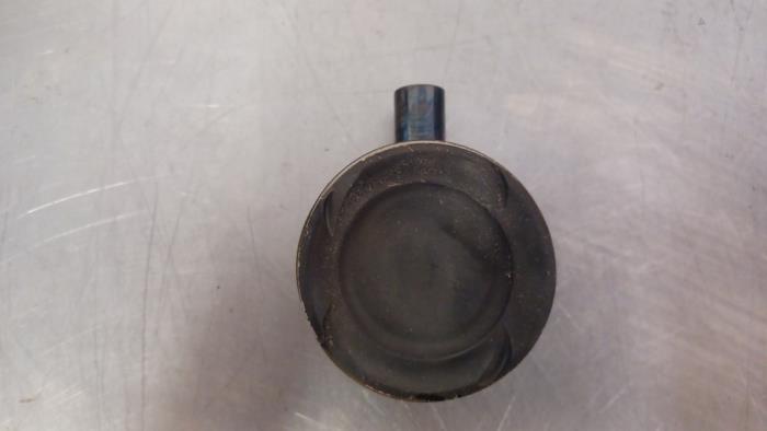 Gebrauchte Kolben Mercedes C (W205) C-300 2.0 Turbo 16V 4-Matic Preis € 41,00 Margenregelung angeboten von TSI-Parts / Allmotorparts B.V.