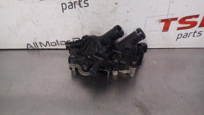 Begagnade Vattenpump Volkswagen Golf VII (AUA) 1.2 TSI 16V Pris € 29,00 Marginaltabell erbjuds av TSI-Parts / Allmotorparts B.V.