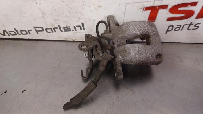 Gebrauchte Bremszange rechts hinten Audi TT (8J3) 2.0 TFSI 16V Preis € 29,00 Margenregelung angeboten von TSI-Parts / Allmotorparts B.V.