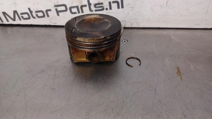 Used Piston Audi TT (8J3) 2.0 TFSI 16V Price € 25,00 Margin scheme offered by TSI-Parts / Allmotorparts B.V.