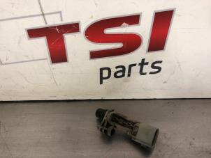 Begagnade Vevaxelsensor Audi A3 (8P1) 1.4 TFSI 16V Pris € 15,00 Inklusive moms erbjuds av TSI-Parts / Allmotorparts B.V.