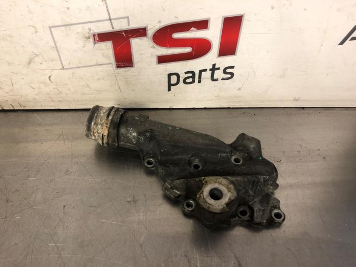 Begagnade Vattenrör Audi A6 (C6) 3.0 V6 24V TFSI Quattro Pris € 17,00 Marginaltabell erbjuds av TSI-Parts / Allmotorparts B.V.