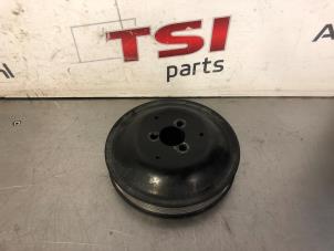 Usagé Poulie pompe à eau Audi A6 (C6) 3.0 V6 24V TFSI Quattro Prix € 20,00 Prix TTC proposé par TSI-Parts / Allmotorparts B.V.