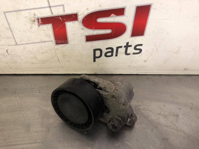 Usados Rodillo tensor correa múltiple Audi A3 Limousine (8VS/8VM) 1.4 TFSI ACT 16V Precio € 8,00 Norma de margen ofrecido por TSI-Parts / Allmotorparts B.V.