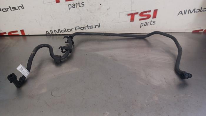 Begagnade Bränsleledning Volkswagen Golf VIII (CD1) 1.5 TSI 16V Pris € 21,00 Marginaltabell erbjuds av TSI-Parts / Allmotorparts B.V.