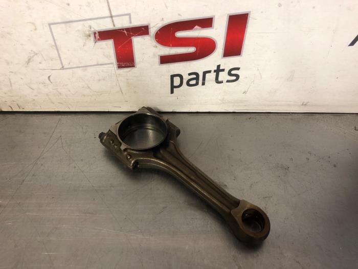 Usagé Bielle Audi TT (8J3) 2.0 TFSI 16V Prix € 33,00 Règlement à la marge proposé par TSI-Parts / Allmotorparts B.V.