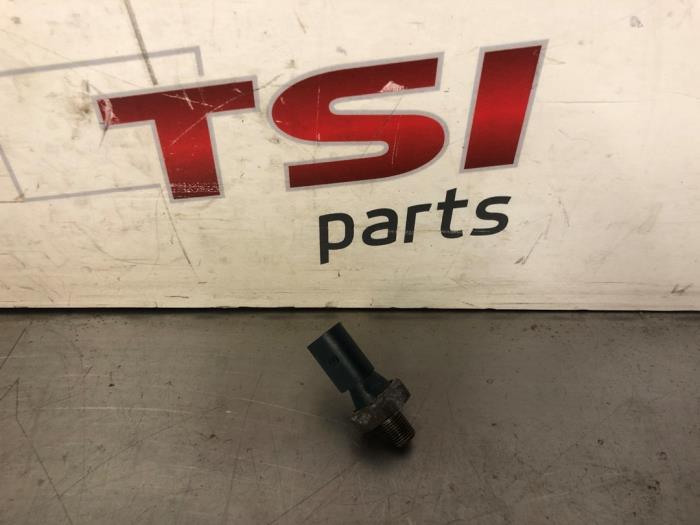 Gebrauchte Öldruck Schalter Volkswagen Golf V (1K1) 1.4 16V Preis € 12,00 Margenregelung angeboten von TSI-Parts / Allmotorparts B.V.