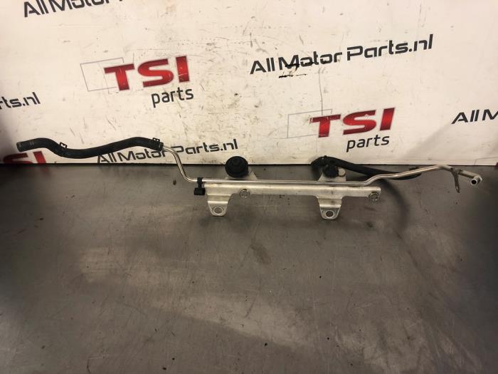 Begagnade Vattenrör Audi TT (8J3) 2.0 TFSI 16V Pris € 17,00 Marginaltabell erbjuds av TSI-Parts / Allmotorparts B.V.