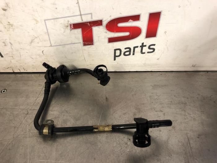 Usagé Conduit (divers) Volkswagen Golf VI (5K1) 2.0 GTI 16V Prix € 17,00 Règlement à la marge proposé par TSI-Parts / Allmotorparts B.V.