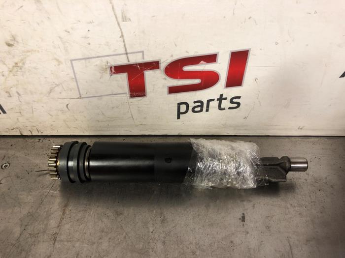 Używane Wal balansujacy Volkswagen Golf VII (AUA) 2.0 R 4Motion 16V Cena € 103,00 Procedura marży oferowane przez TSI-Parts / Allmotorparts B.V.