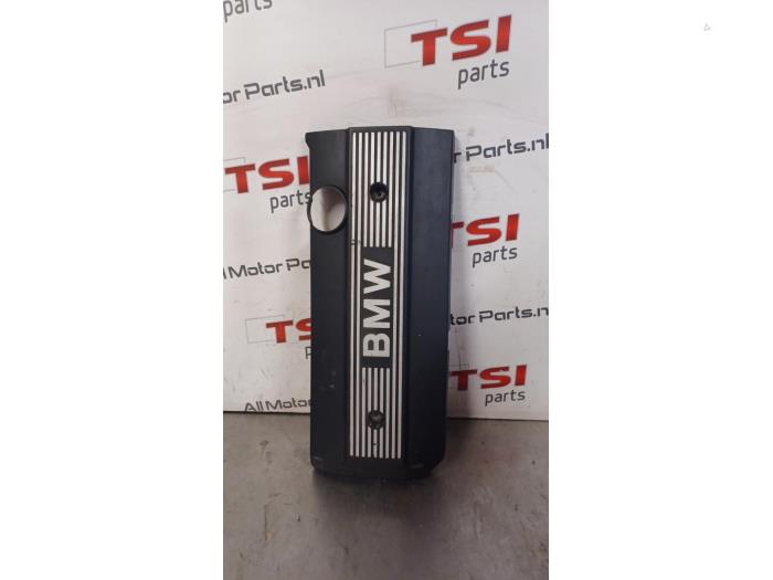 Gebrauchte Abdeckblech Motor BMW 5 serie Touring (E39) 520i 24V Preis € 29,00 Margenregelung angeboten von TSI-Parts / Allmotorparts B.V.