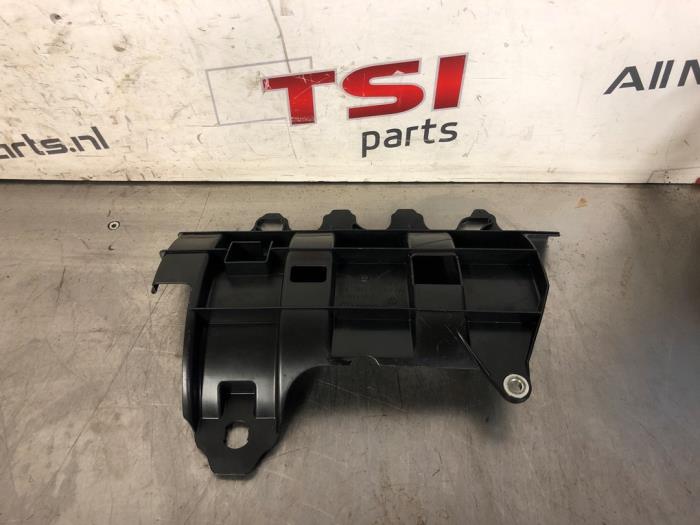 Begagnade Oljetråg Volkswagen Transporter/Caravelle T5 2.0 TDI DRF 4Motion Pris € 8,00 Marginaltabell erbjuds av TSI-Parts / Allmotorparts B.V.