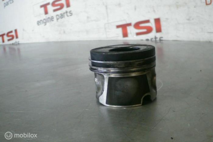 Gebrauchte Kolben Audi A3 (8P1) 1.9 TDI Preis € 33,00 Margenregelung angeboten von TSI-Parts / Allmotorparts B.V.