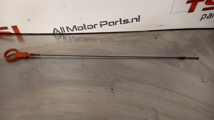 Gebrauchte Ölmessstab Volkswagen Golf VI (5K1) 1.4 TSI 122 16V Preis € 8,00 Margenregelung angeboten von TSI-Parts / Allmotorparts B.V.