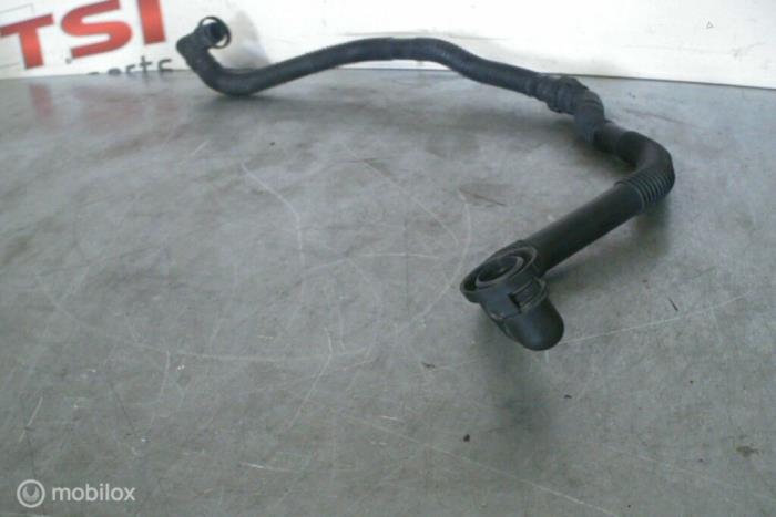 Usagé Conduit (divers) Audi A3 (8P1) 3.2 24V FSI Quattro Prix € 12,00 Règlement à la marge proposé par TSI-Parts / Allmotorparts B.V.