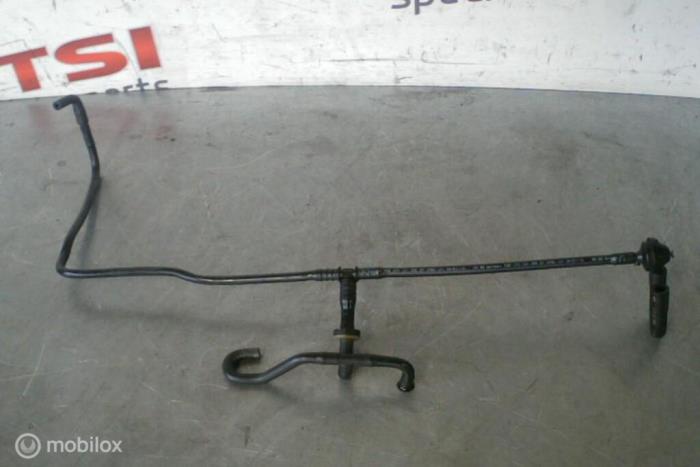 Usagé Conduit (divers) Audi RS 5 (8T3) RS5 4.2 V8 32V Prix € 12,00 Règlement à la marge proposé par TSI-Parts / Allmotorparts B.V.