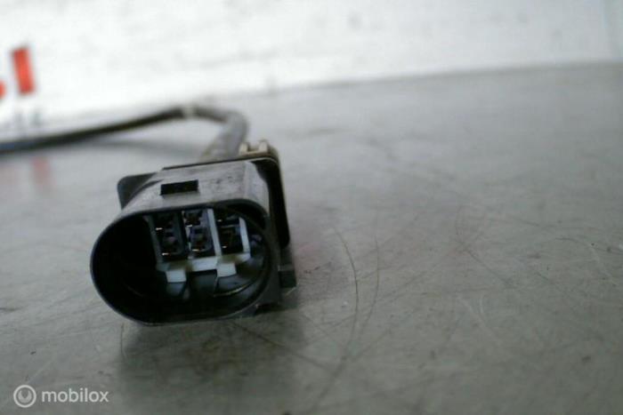 Sonde lambda d'un Audi A8 (D3) 3.2 FSI V6 30V Lang Quattro