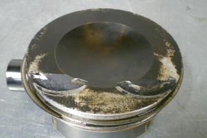 Piston d'un Audi Q3 (8UB/8UG) 2.0 16V TFSI 170 Quattro 2012