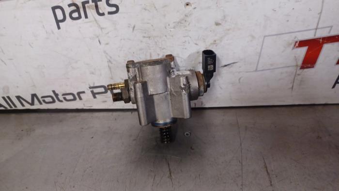 Usagé Pompe haute pression Volkswagen Passat (3C2) 3.6 FSI R36 24V 4Motion Prix € 200,00 Règlement à la marge proposé par TSI-Parts / Allmotorparts B.V.