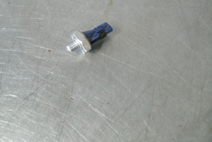 Gebrauchte Öldrucksensor Audi A6 (C8) 2.0 16V 45 TFSI Mild hybrid Quattro Preis € 12,00 Margenregelung angeboten von TSI-Parts / Allmotorparts B.V.