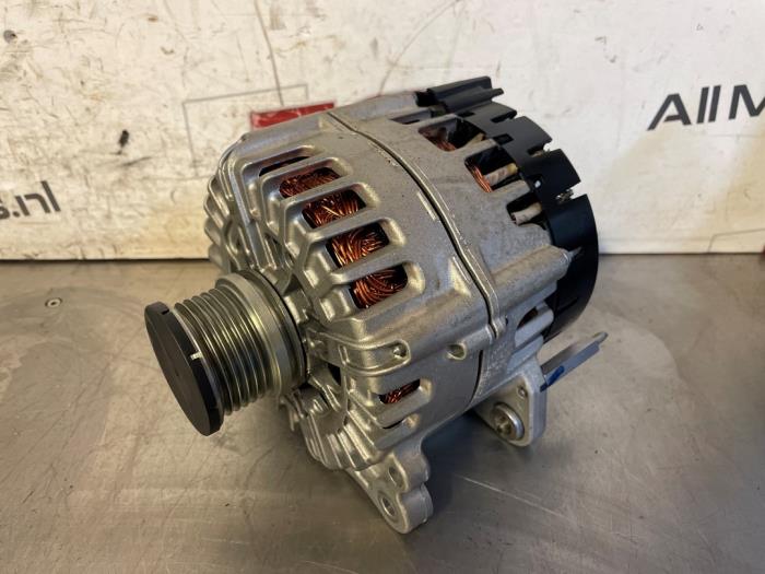 Usagé Dynamo Volkswagen Passat (3C2) 3.6 FSI R36 24V 4Motion Prix € 165,00 Règlement à la marge proposé par TSI-Parts / Allmotorparts B.V.