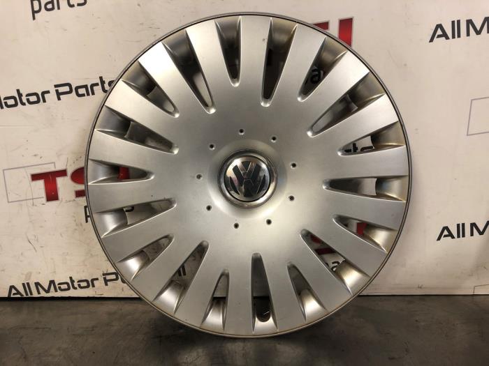 Używane Kolpak Volkswagen Golf V (1K1) 1.4 TSI 140 16V Cena € 8,00 Procedura marży oferowane przez TSI-Parts / Allmotorparts B.V.