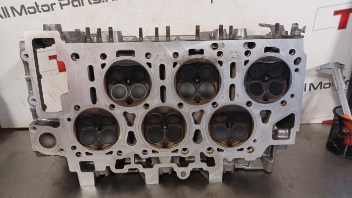 Usagé Culasse Volkswagen Passat (3C2) 3.6 FSI R36 24V 4Motion Prix € 1.240,00 Règlement à la marge proposé par TSI-Parts / Allmotorparts B.V.