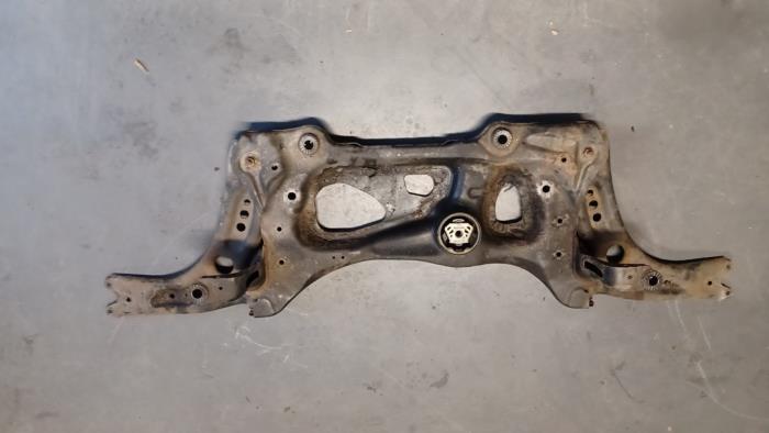 Begagnade Underram Volkswagen Golf VII (AUA) 1.4 GTE 16V Pris € 66,00 Marginaltabell erbjuds av TSI-Parts / Allmotorparts B.V.