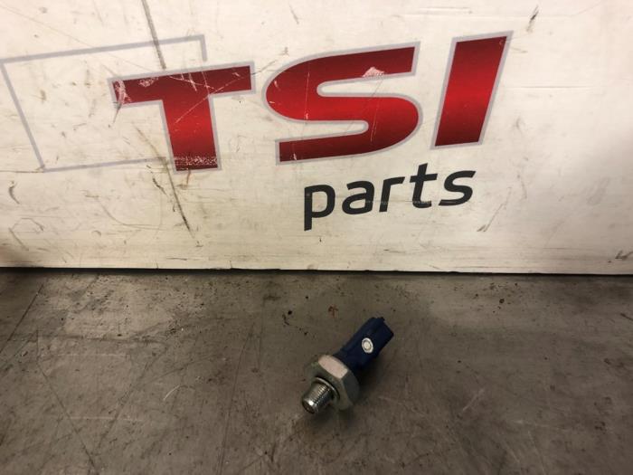 Gebrauchte Öldruck Schalter Volkswagen Golf VII (AUA) 1.4 GTE 16V Preis € 12,00 Margenregelung angeboten von TSI-Parts / Allmotorparts B.V.