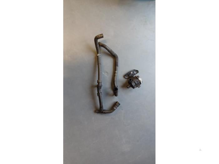 Gebrauchte Wasserpumpenset Volkswagen Golf VII (AUA) 1.4 GTE 16V Preis € 70,00 Margenregelung angeboten von TSI-Parts / Allmotorparts B.V.