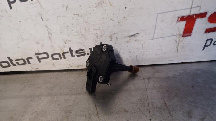 Begagnade Oljenivåsensor Audi A7 Sportback (4GA/4GF) 3.0 TDI V6 24V Quattro Pris € 21,00 Marginaltabell erbjuds av TSI-Parts / Allmotorparts B.V.
