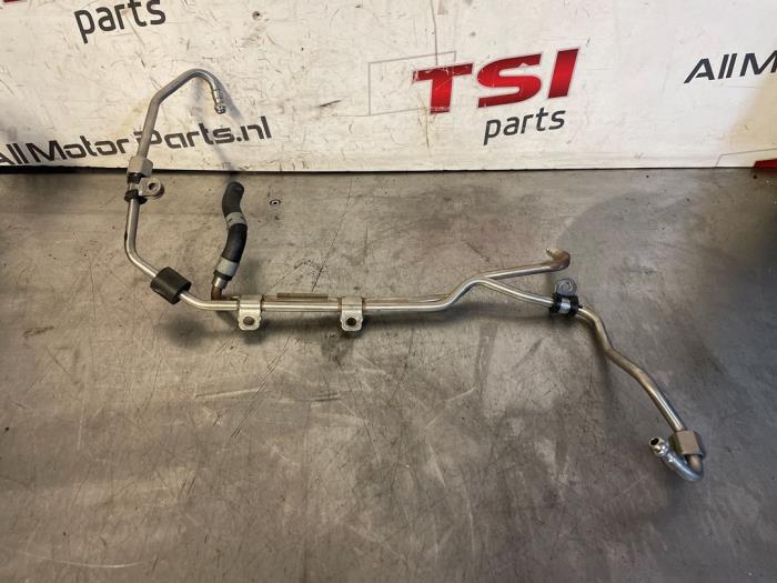 Begagnade Bränsleledning Audi RS 6 Avant (C7) 4.0 V8 TFSI 32V Pris € 41,00 Marginaltabell erbjuds av TSI-Parts / Allmotorparts B.V.