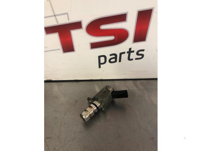 Używane Pompa oleju Audi S6 Avant (C7) 4.0 V8 TFSI Cena € 12,00 Procedura marży oferowane przez TSI-Parts / Allmotorparts B.V.