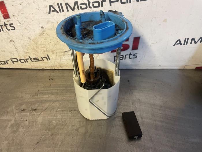 Usagé Pompe d'injection Volkswagen Eos (1F7/F8) 2.0 TFSI 16V Prix € 8,00 Règlement à la marge proposé par TSI-Parts / Allmotorparts B.V.