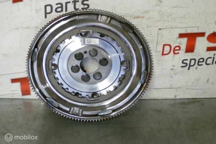 Used Flywheel Volkswagen Golf VII (AUA) 1.4 TSI 16V Price € 50,00 Margin scheme offered by TSI-Parts / Allmotorparts B.V.