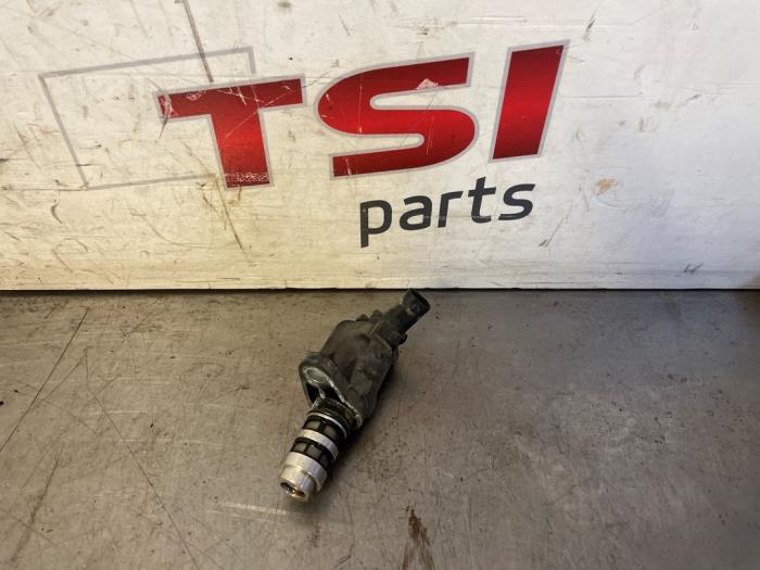Gebrauchte Öldruck Schalter Volkswagen Golf VII (AUA) 1.5 TSI Evo BMT 16V Preis € 25,00 Margenregelung angeboten von TSI-Parts / Allmotorparts B.V.