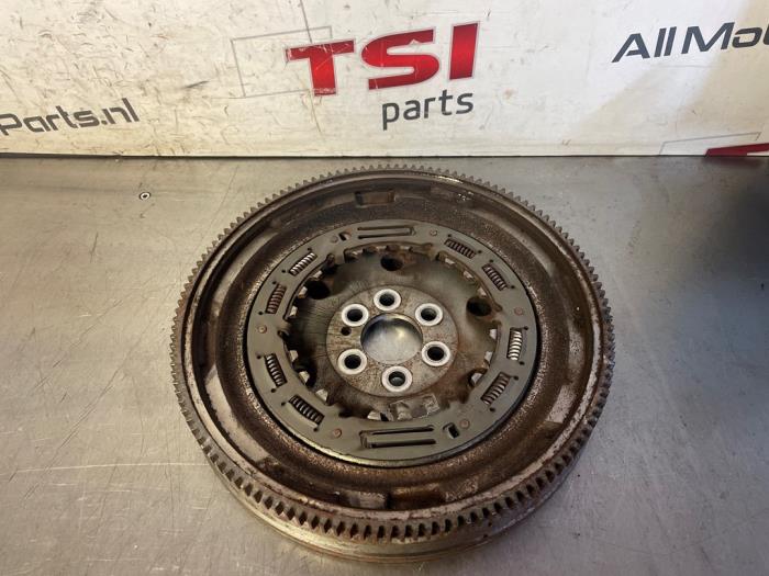 Gebrauchte Schwungrad Volkswagen Golf VII (AUA) 1.5 TSI Evo BMT 16V Preis € 58,00 Margenregelung angeboten von TSI-Parts / Allmotorparts B.V.