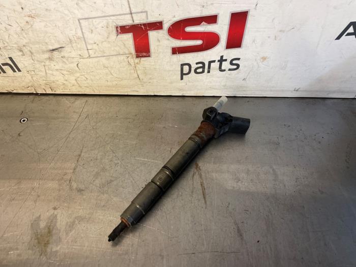 Usagé Injecteurs Audi SQ5 (8RB) 3.0 TDI V6 24V Prix € 120,00 Règlement à la marge proposé par TSI-Parts / Allmotorparts B.V.